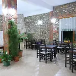 Отель Rixhi Саранда