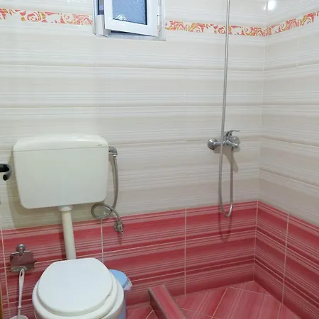 Rixhi Sarande