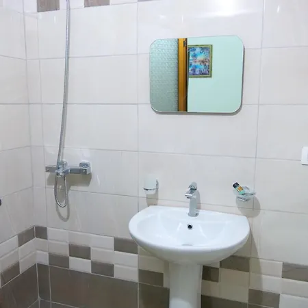 Hotel Rixhi 3*
