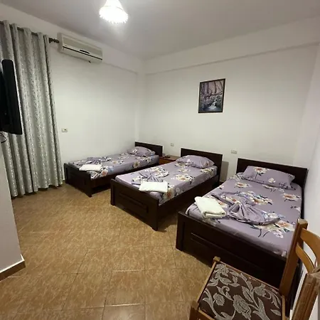 Rixhi 3* Sarandë
