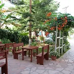 Rixhi 3* Sarandë