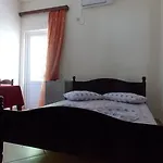 Rixhi 3*