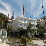 Rixhi Hotell 3*