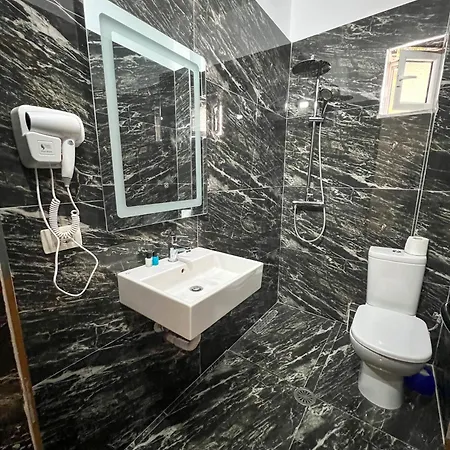 ホテル Rixhi Sarandë