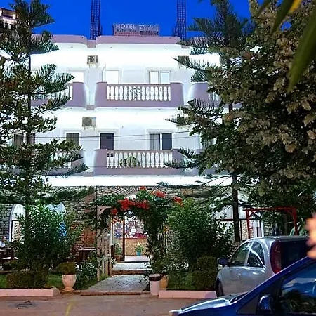 Rixhi 3* Sarandë