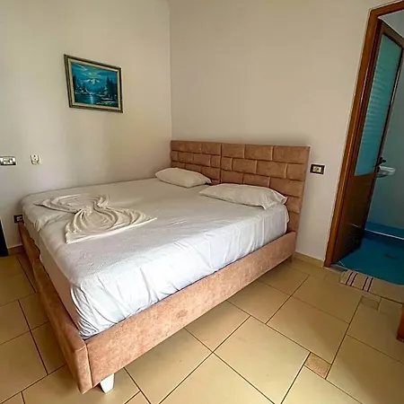Rixhi Hotel 3*