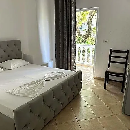 Hotel Rixhi 3*