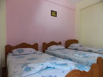 Rixhi 3* Sarandë