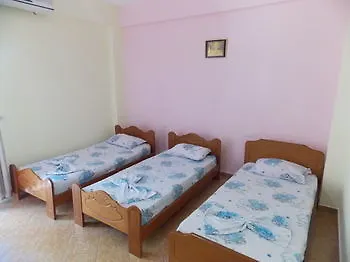 Rixhi 3* Sarandë