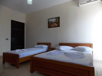Rixhi 3* Sarandë