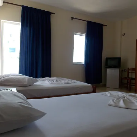 Ξενοδοχείο Rixhi 3*