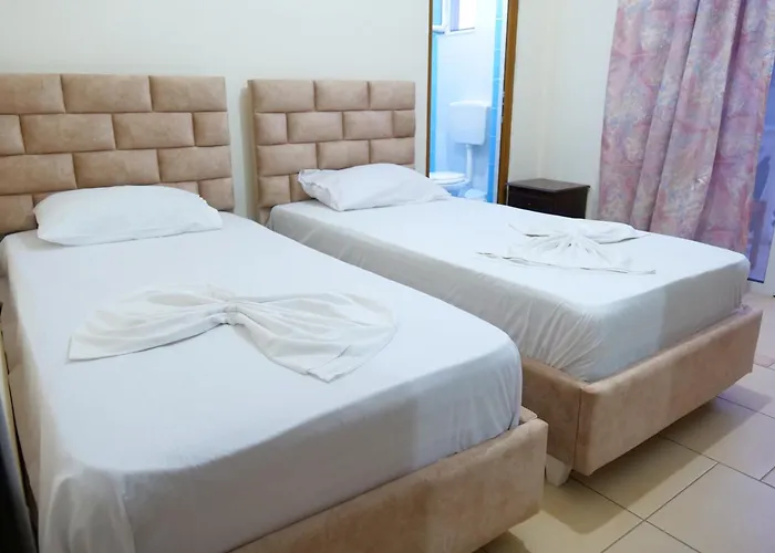 Rixhi Otel 3*
