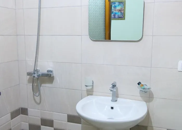 Otel Rixhi 3*