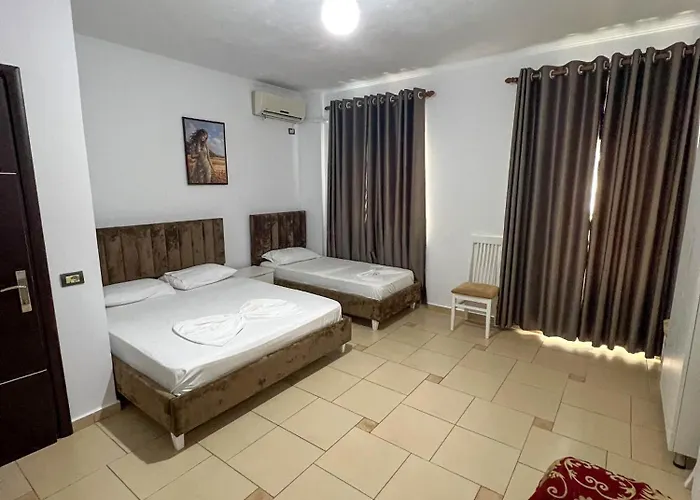 Rixhi 3* Saranda