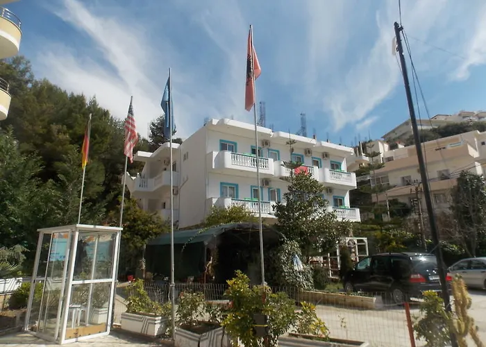 Rixhi Hotel 3*